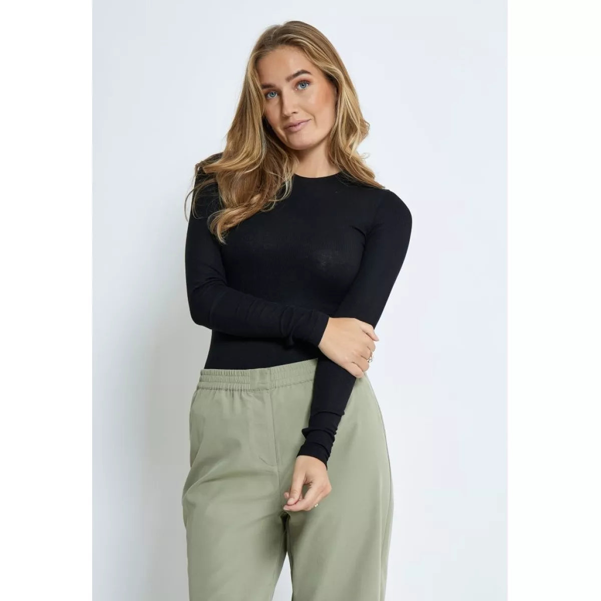 Minus Minus Shirt Zwart