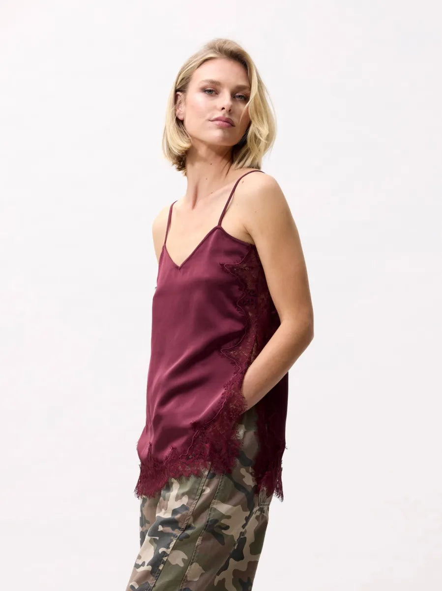 Catwalk Junkie Catwalk Junkie Top Bruin